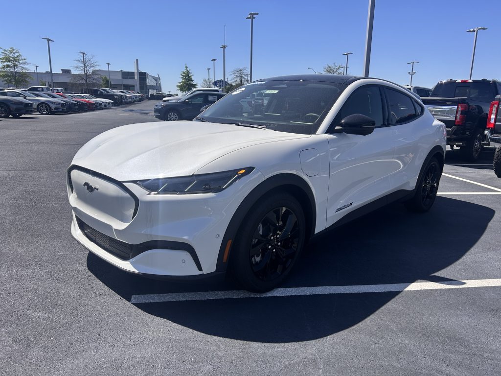 2025 Ford Mach-E