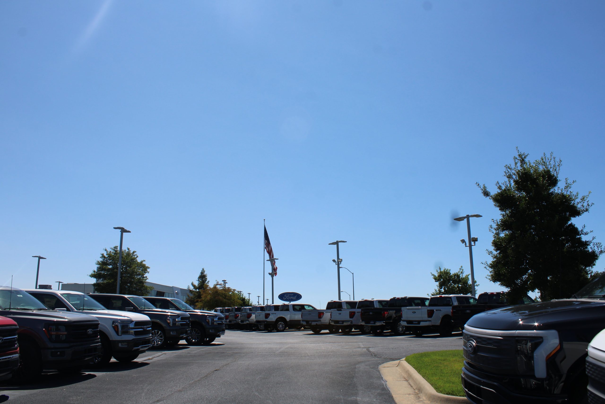 Exterior lot view of Crain Ford of Little Rock in Little Rock AR
