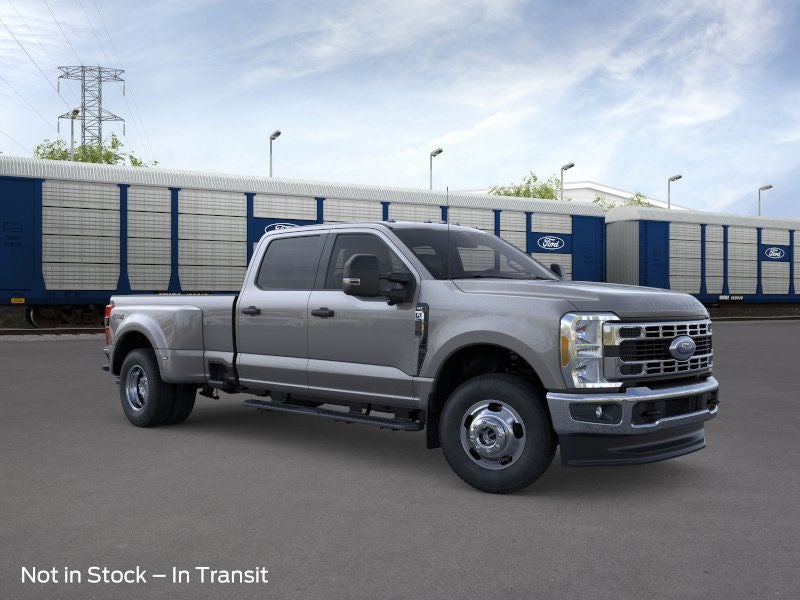 2026 Ford Super Duty F-350® XLT