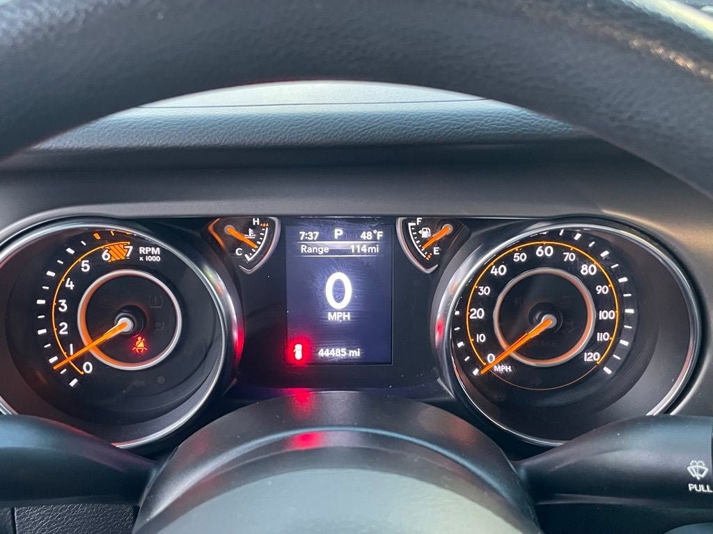 2022 Jeep Wrangler - WILLYS SPORT / APPLE CARPLAY