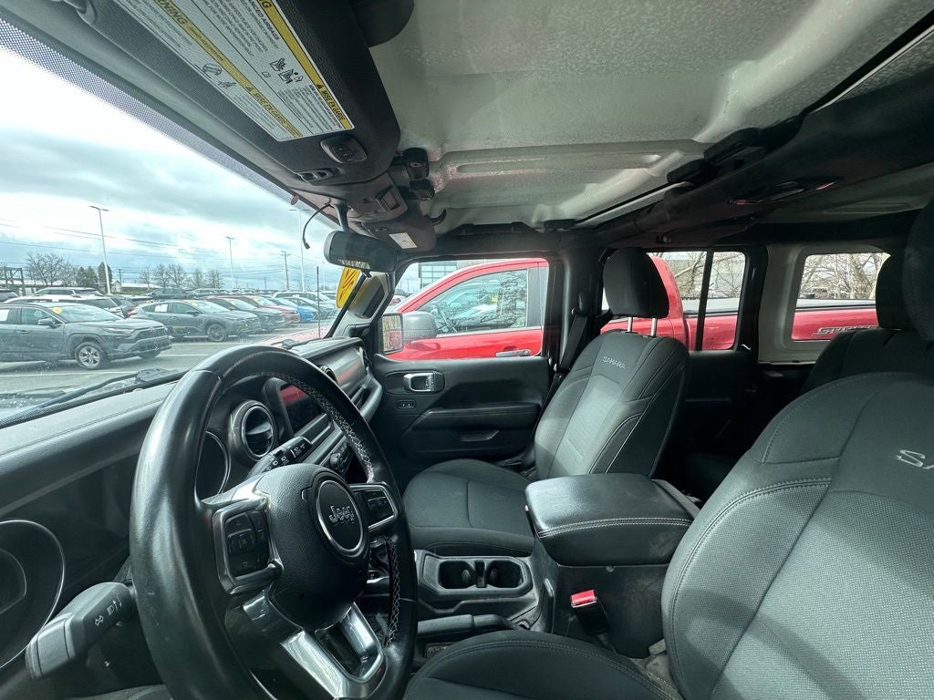 2021 Jeep Wrangler Unlimited Sahara - APPLE CARPLAY / HARD TOP