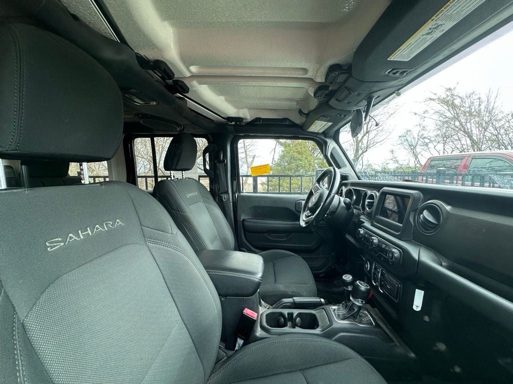 2021 Jeep Wrangler Unlimited Sahara - APPLE CARPLAY / HARD TOP