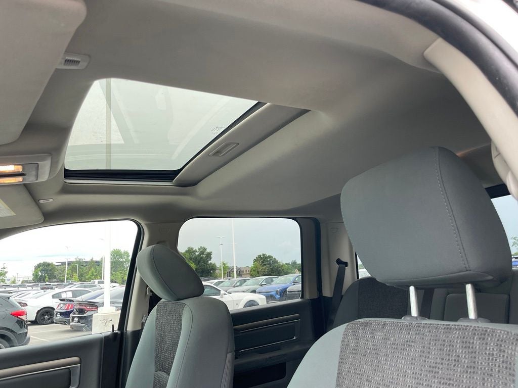 2018 RAM 1500 Big Horn - POWER SUNROOF / HEATED SEATS
