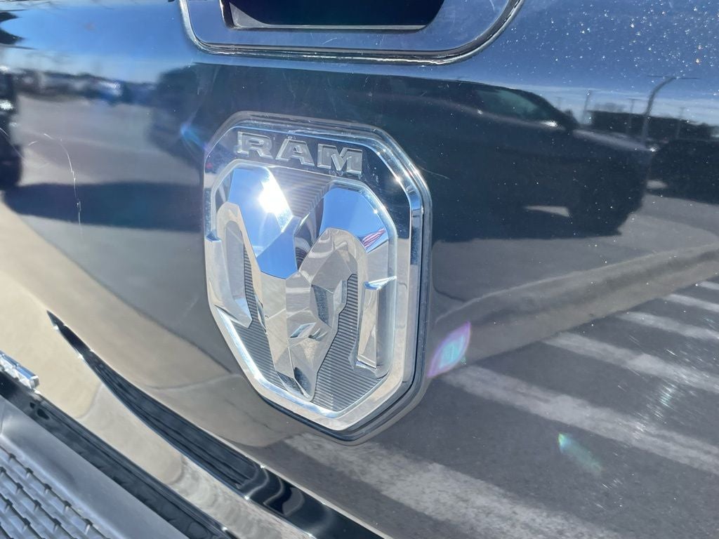 2022 RAM 1500 Limited - HEADS UP DISPLAY / PANORAMIC SUNROOF