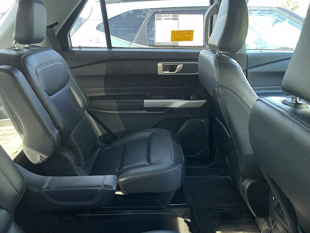 2022 Ford Explorer XLT - POWER LIFTGATE / TOW PKG