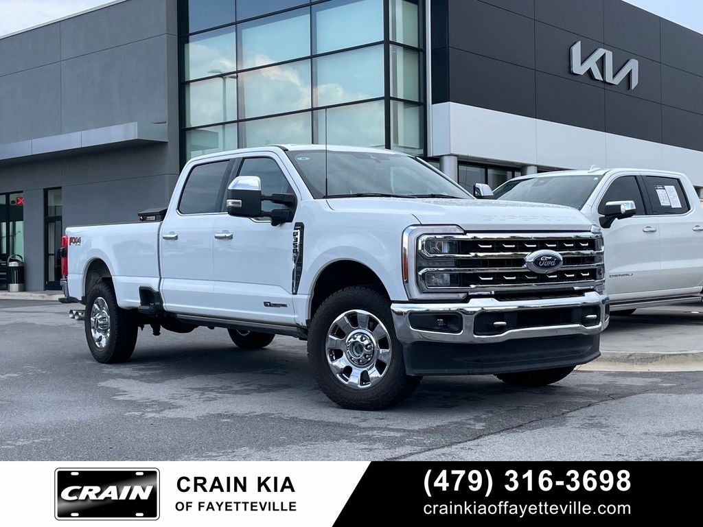 2023 Ford F-350SD Lariat - 6.7 LARIAT / POWER RUNNING BOARDS