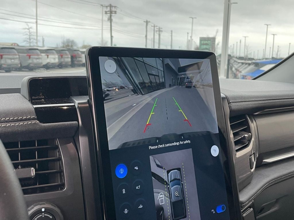 2025 Ford F-150 Lightning Flash - BLUECRUISE / PRO POWER ONBOARD