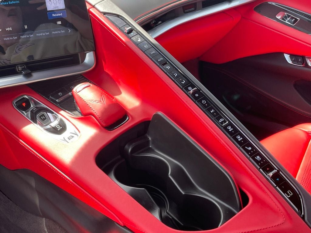 2024 Chevrolet Corvette Stingray 3LT - CARBON FIBER INTERIOR TRIM / HEAD UP DISPLAY