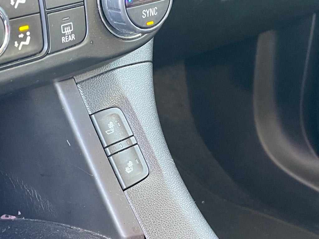 2017 GMC Acadia SLE-2 - KEYLESS ENTRY / HEATED SEATS