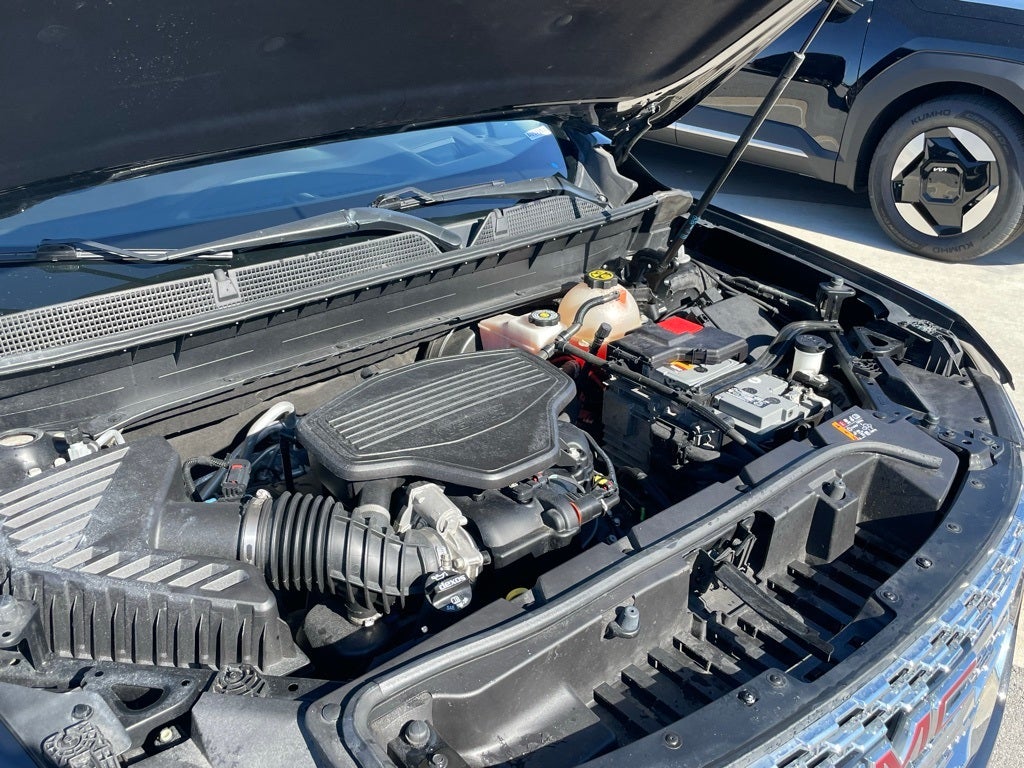 2023 GMC Acadia Denali - VENTILATED SEATS / AUTO HIGH BEAMS