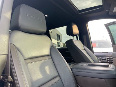 2022 GMC Sierra 2500HD Denali - 8" LIFT/ SUNDOWN AUDIO / CUSTOM HITCH