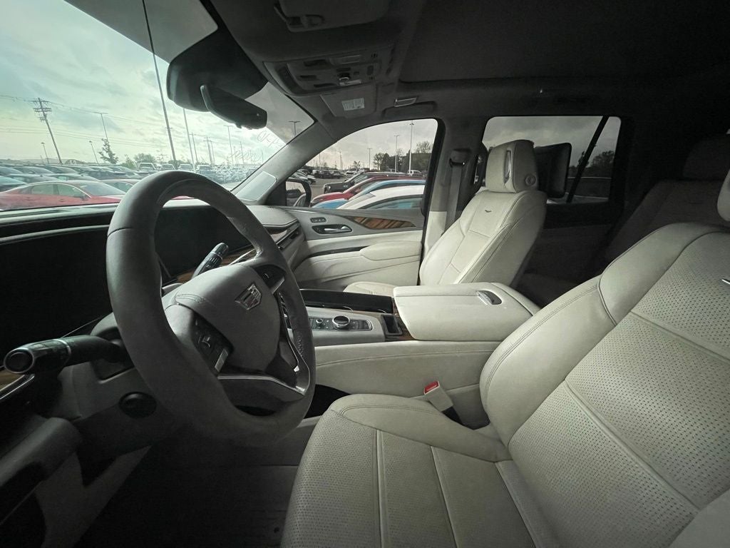 2023 Cadillac Escalade Sport Platinum - SUPER CRUISE / POWER ASSIST STEPS