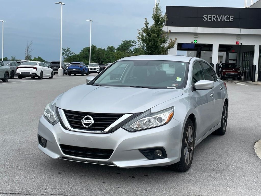2017 Nissan Altima 2.5 SV - REMOTE START / BLIND SPOT WARNING