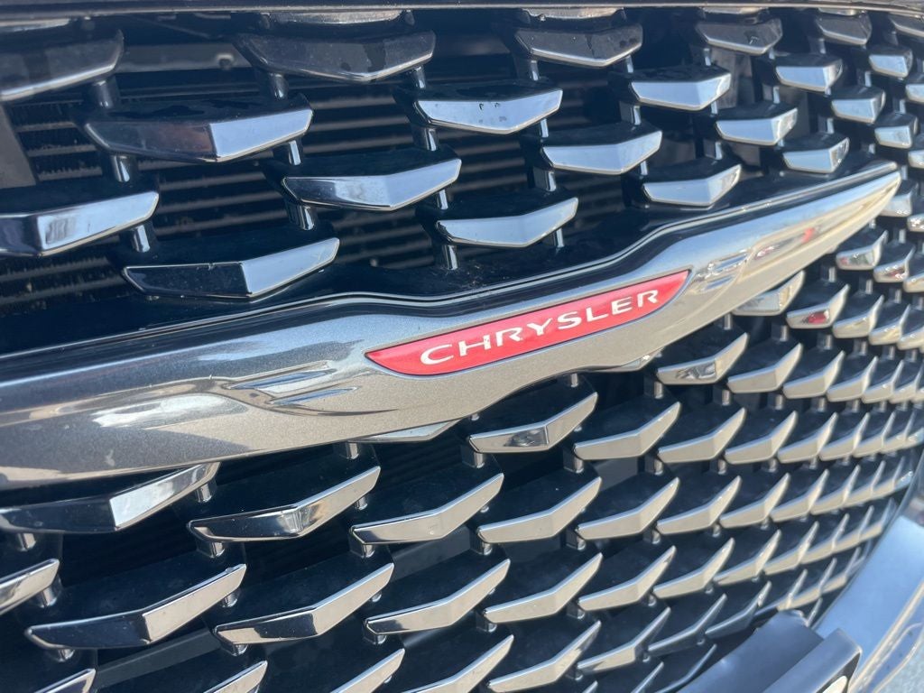 2021 Chrysler 300 S - REMOTE START / BLIND SPOT DETECTION