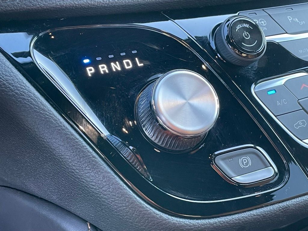 2023 Chrysler Pacifica Hybrid Pinnacle - 360 Surround–View Camera System