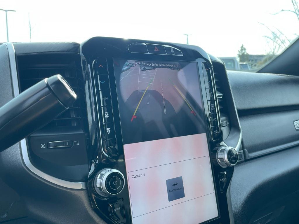 2025 RAM 2500 Big Horn - 6.7 CUMMINS DIESEL / REMOTE START