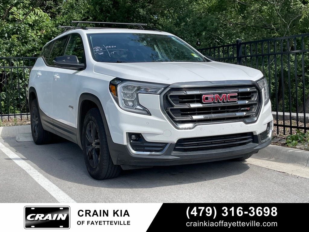 2024 GMC Terrain AT4