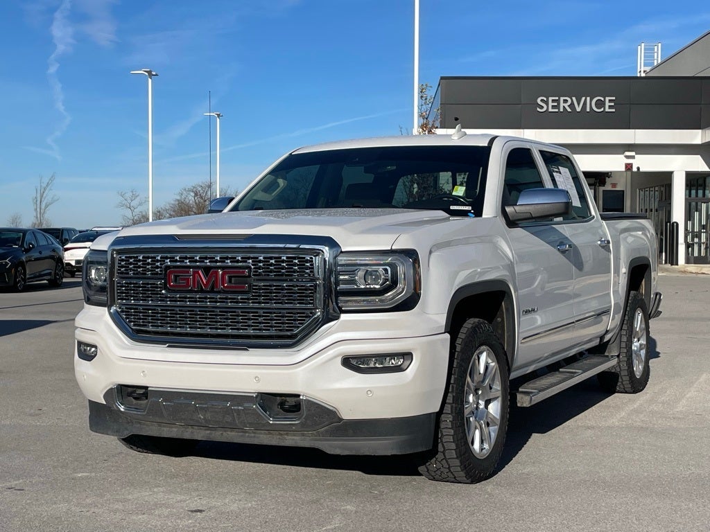 2018 GMC Sierra 1500 Denali - MOONROOF / CLEAN CARFAX