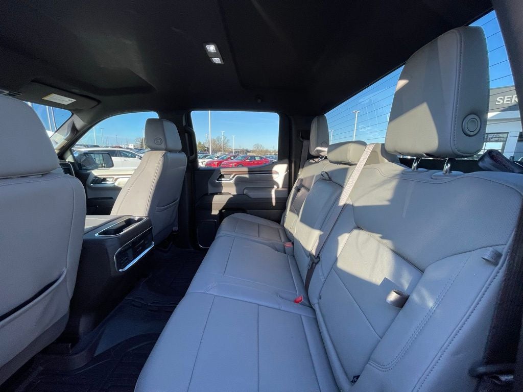 2023 GMC Sierra 1500 SLT - X31 OFF ROAD PKG / BOSE SOUND SYSTEM