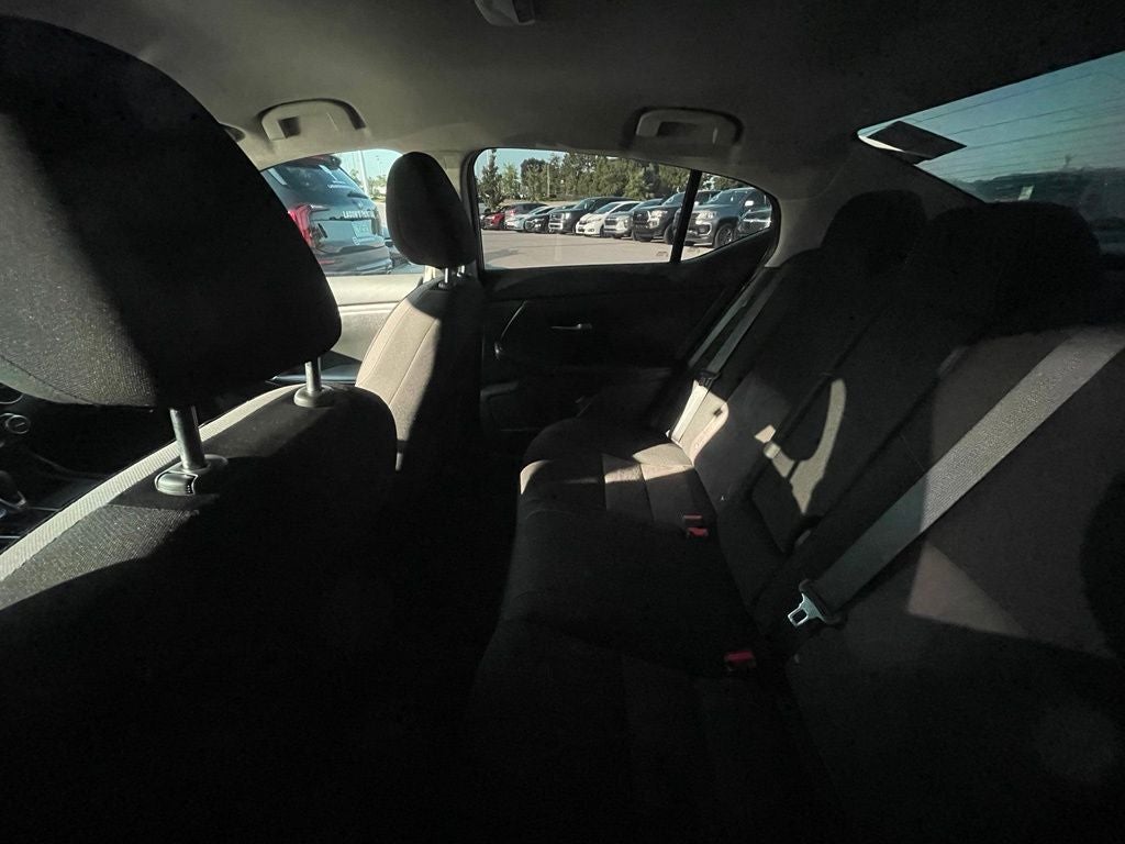 2022 Nissan Sentra SR - 37 MPG / MIDNIGHT EDITION