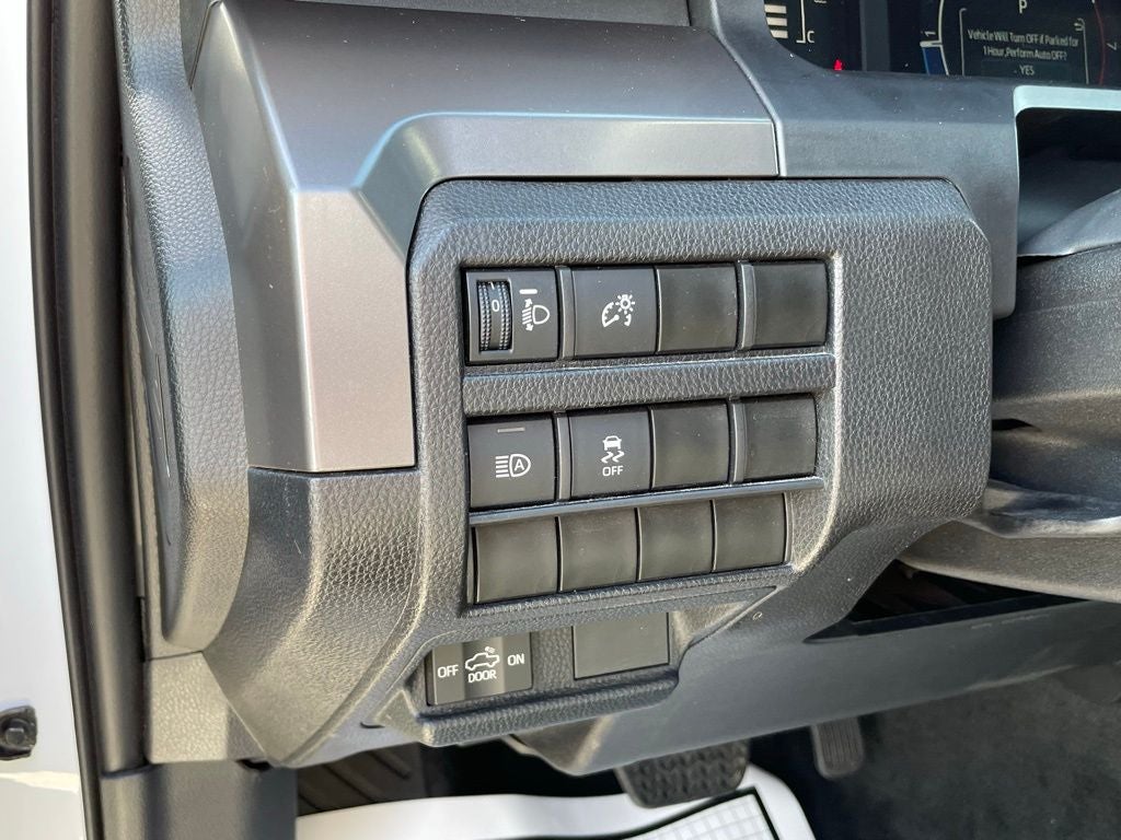 2024 Toyota Tacoma SR5 - WIRELESS CARPLAY / PUSH BUTTON START