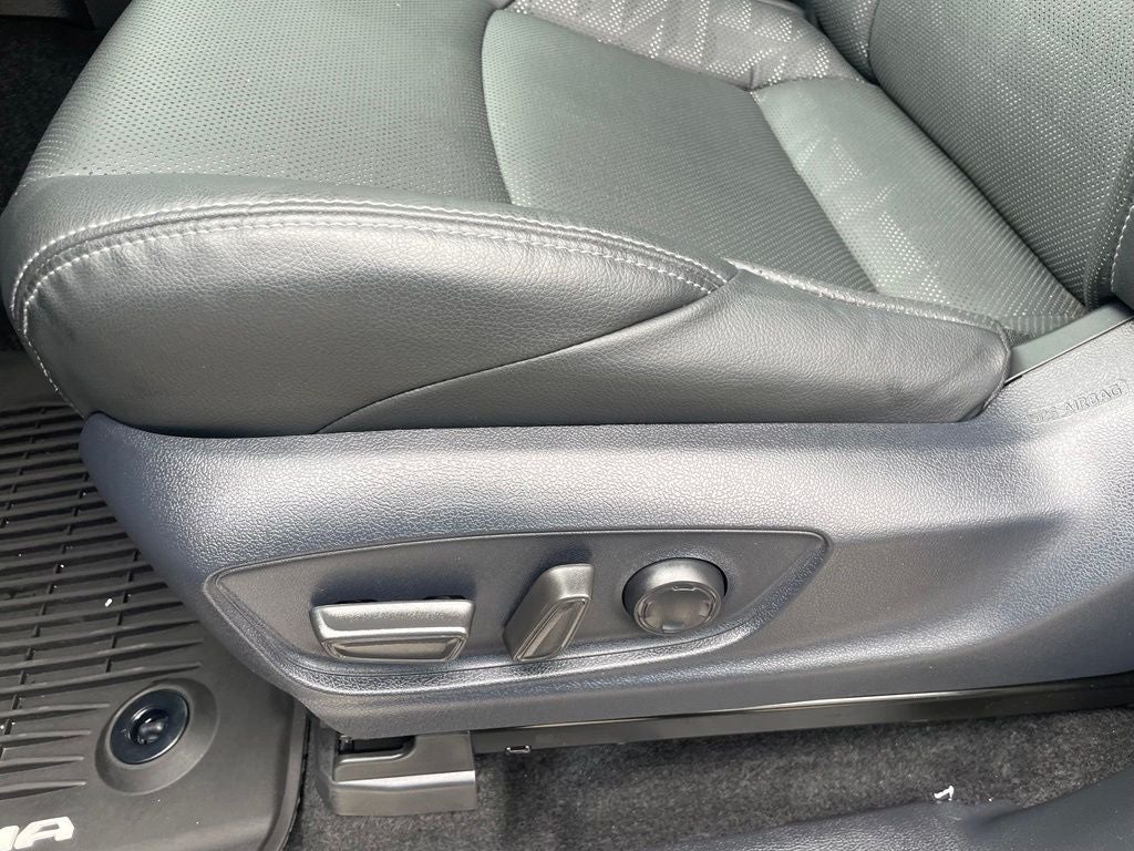 2025 Toyota Tacoma TRD Sport Premium - POWER SUNROOF / VENTILATED SEATS