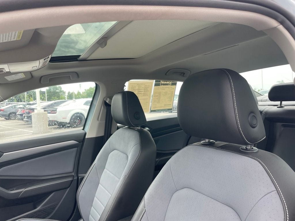 2025 Volkswagen Jetta 1.5T SE