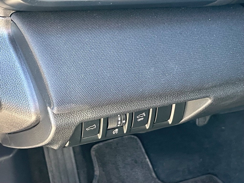 2023 Subaru Outback Premium - BLIND SPOT DETECTION / PUSH BUTTON START
