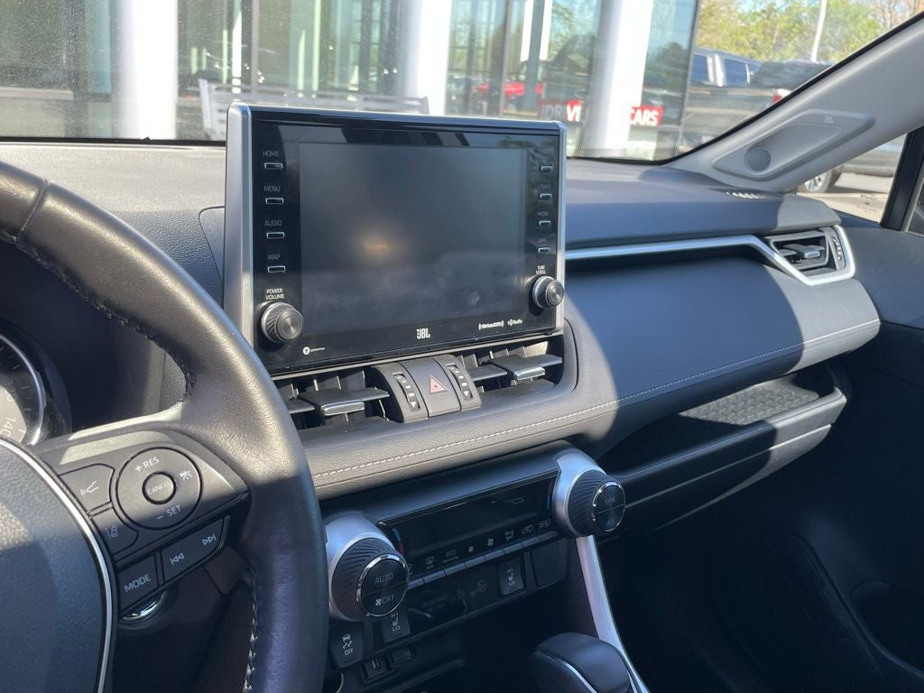 2022 Toyota RAV4 Hybrid XLE Premium - POWER LIFTGATE / APPLE CARPLAY
