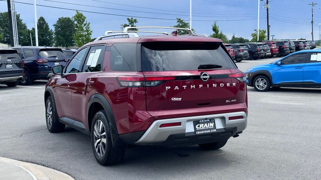 2024 Nissan Pathfinder SL