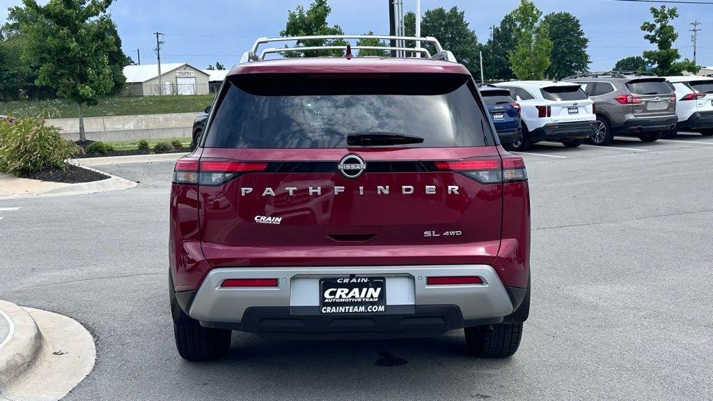 2024 Nissan Pathfinder SL