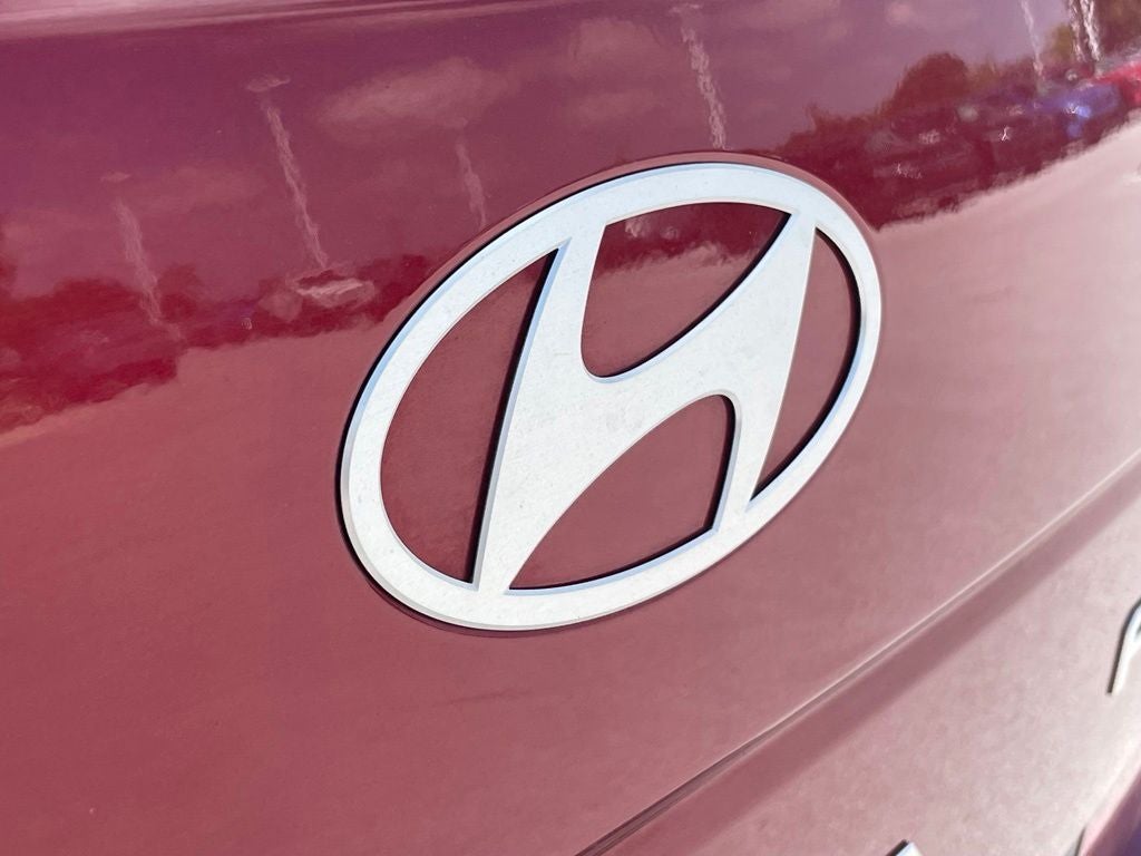 2025 Hyundai Santa Fe SEL - APPLE CARPLAY / POWER LIFTGATE