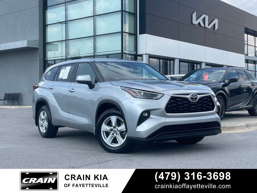 2024 Toyota Highlander LE - 3RD ROW / POWER LIFTGATE