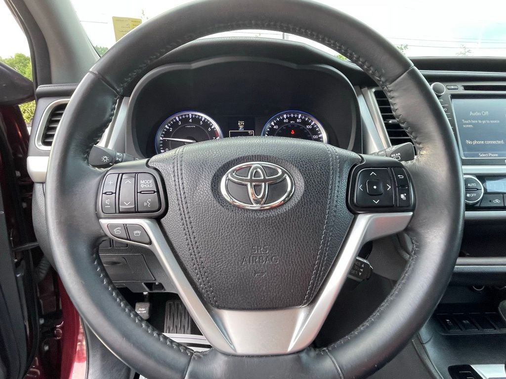 2016 Toyota Highlander Limited - VENTILATED SEATS / POWER LIFTGATE