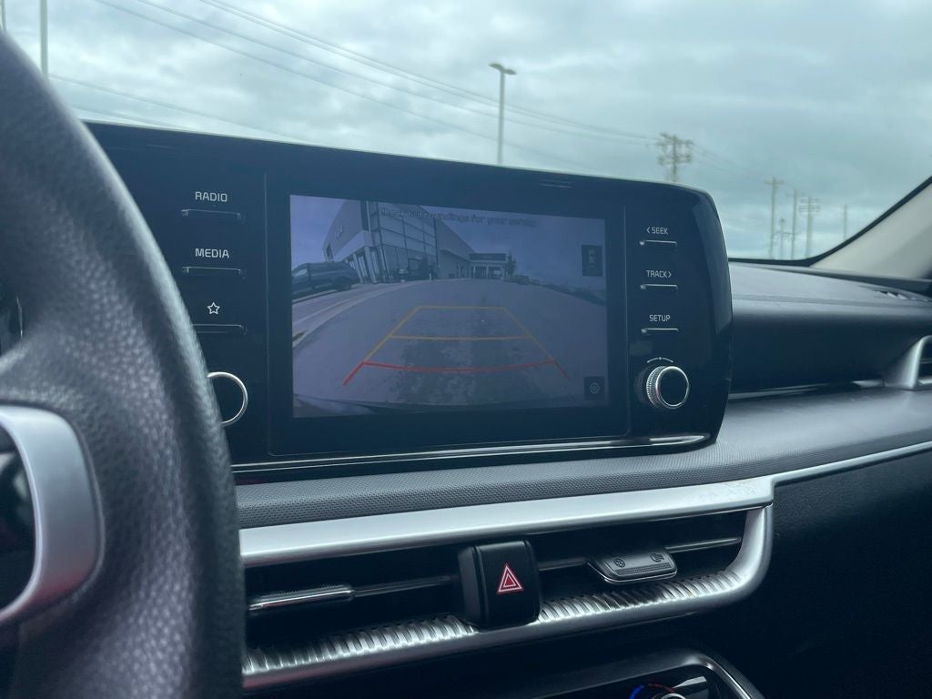 2023 Kia K5 LXS - PUSH BUTTON START / APPLE CARPLAY