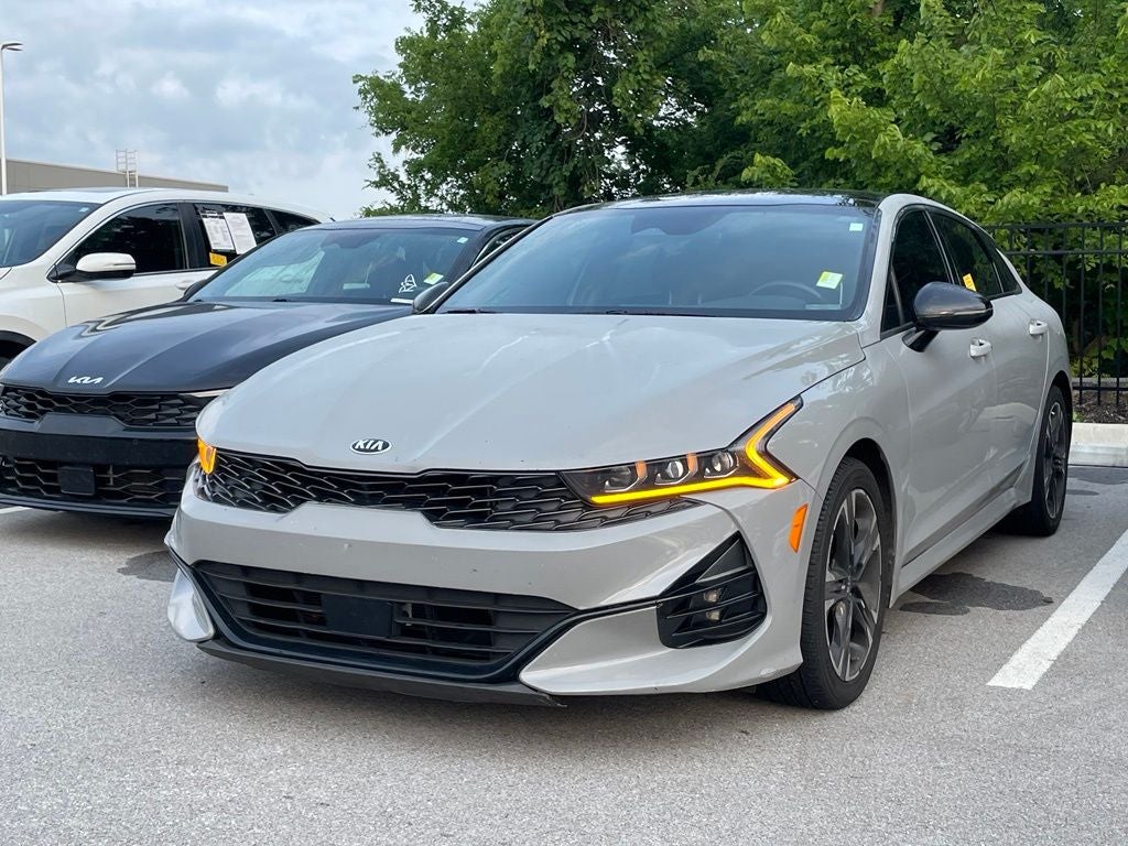 2021 Kia K5 GT-Line - PANORAMIC SUNROOF / RED INTERIOR PKG