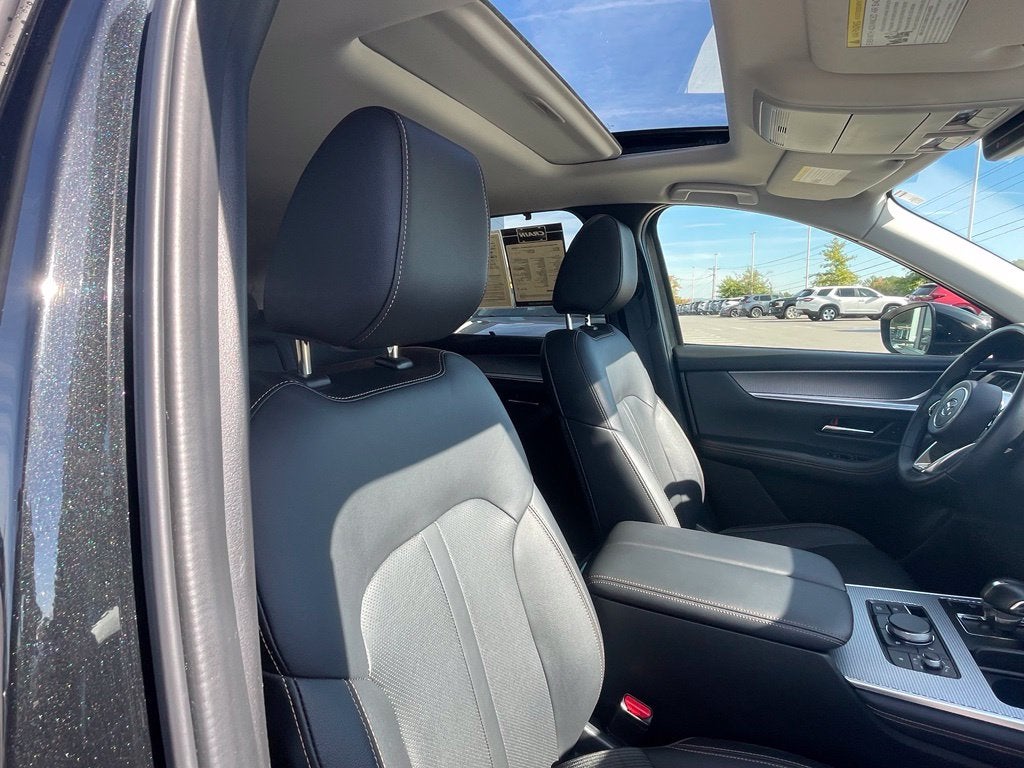 2025 Mazda Mazda CX-70 3.3 Turbo Preferred - POWER MOONROOF / LOW MILEAGE