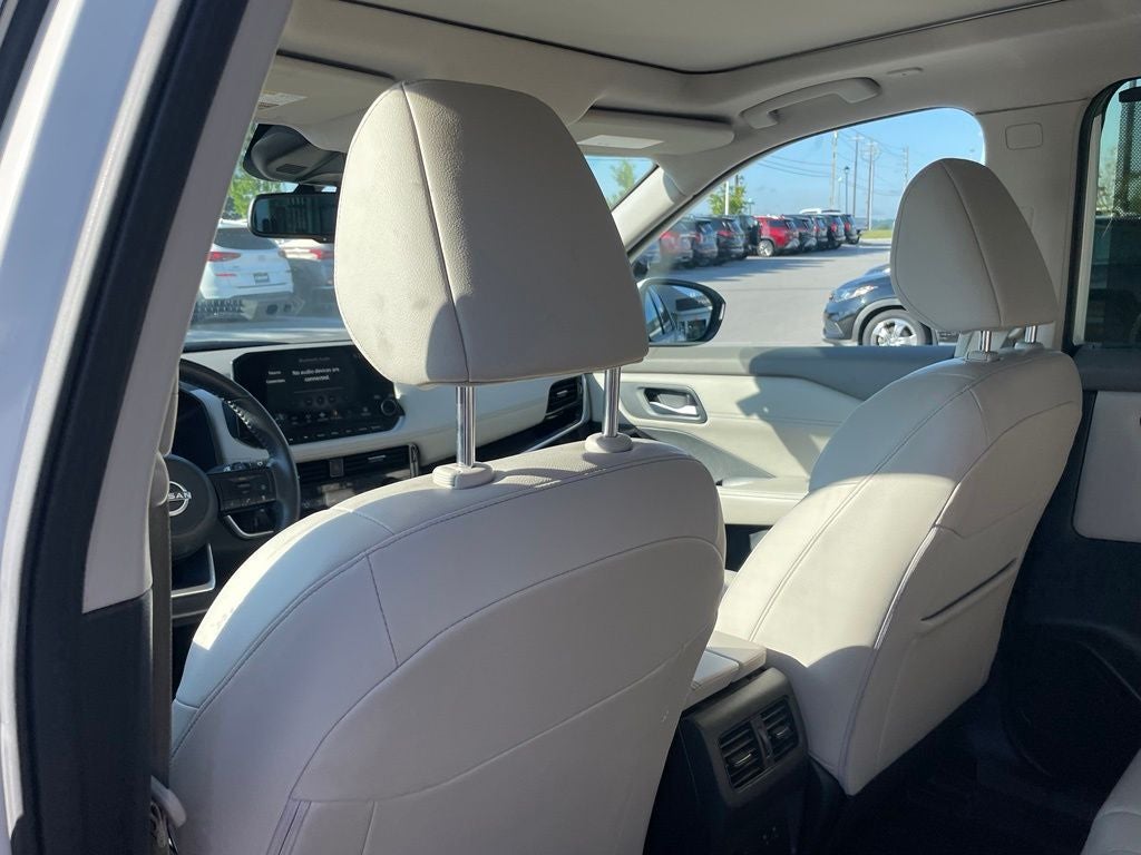 2023 Nissan Rogue SL - 1 OWNER / CLEAN CARFAX