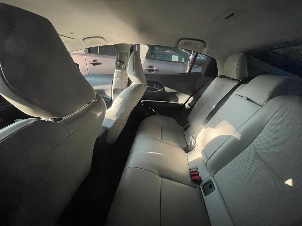 2024 Toyota Prius XLE - 52 MPG / RAIN SENSING WIPERS