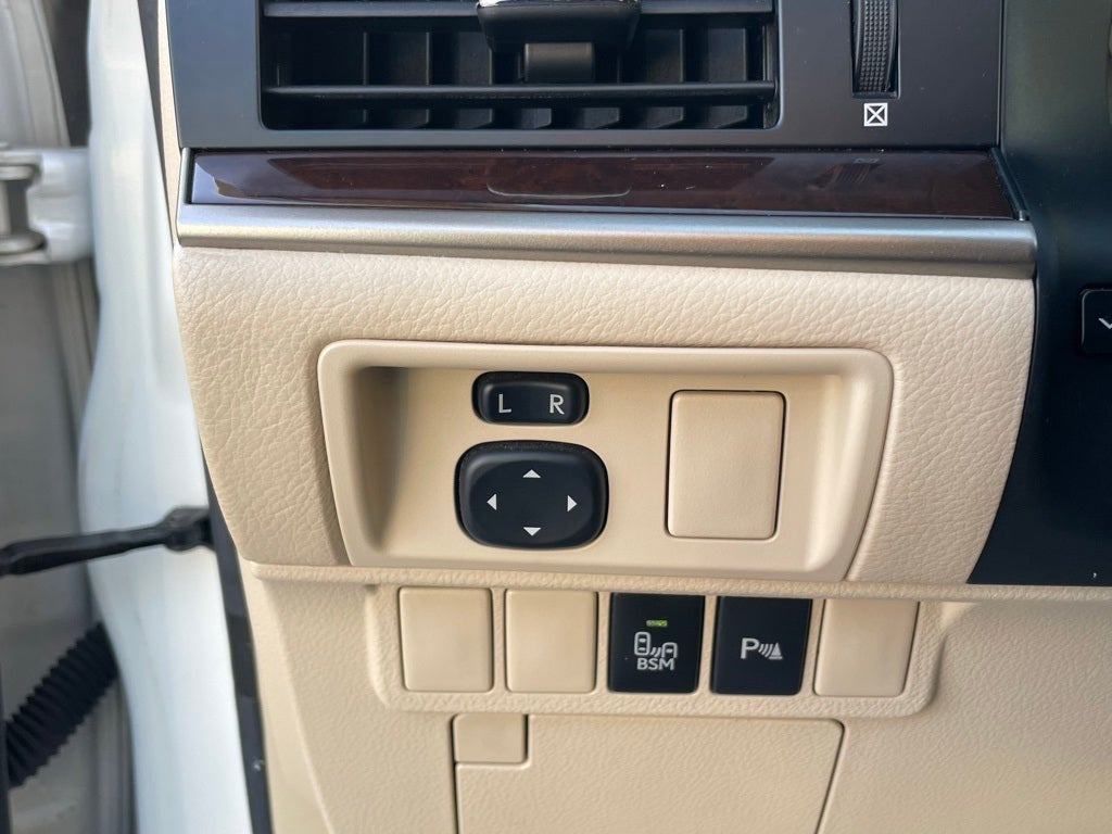 2013 Lexus ES 350 - MOONROOF / HEATED SEATS