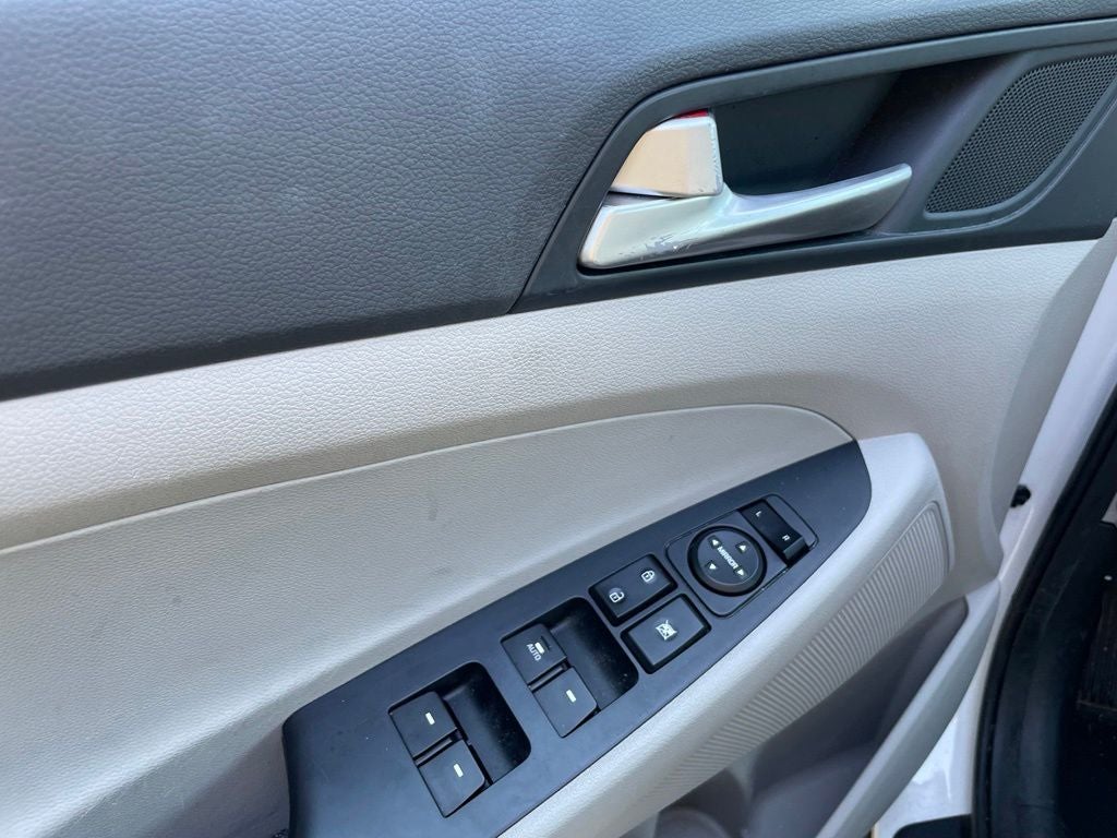 2020 Hyundai Tucson SEL - 1 OWNER / CLEAN CARFAX