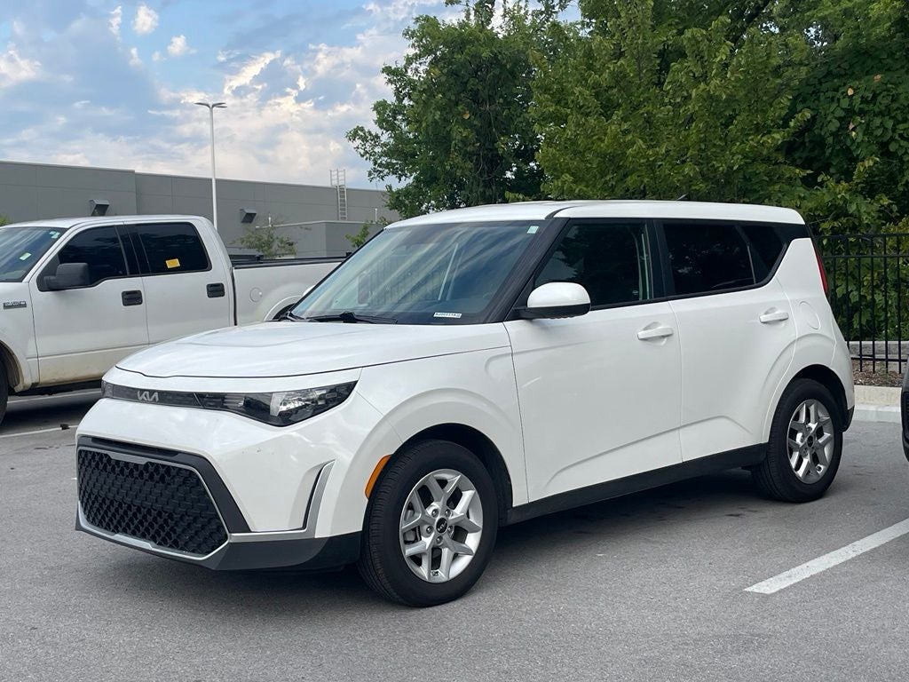 2025 Kia Soul LX - BLIND SPOT MONITOR / APPLE CARPLAY