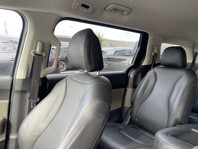 2026 Kia Carnival Hybrid LXS - KIA CERTIFIED / FRONT BUCKET SEATS