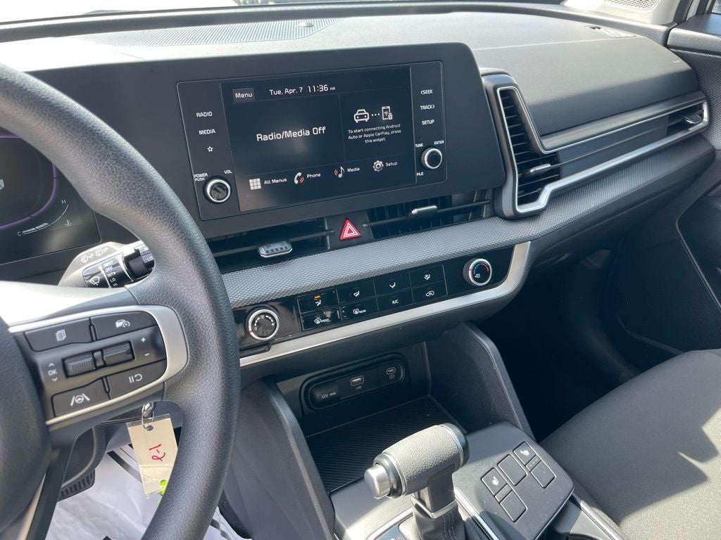 2024 Kia Sportage LX KIA CERTIFIED / HEATED SEATS