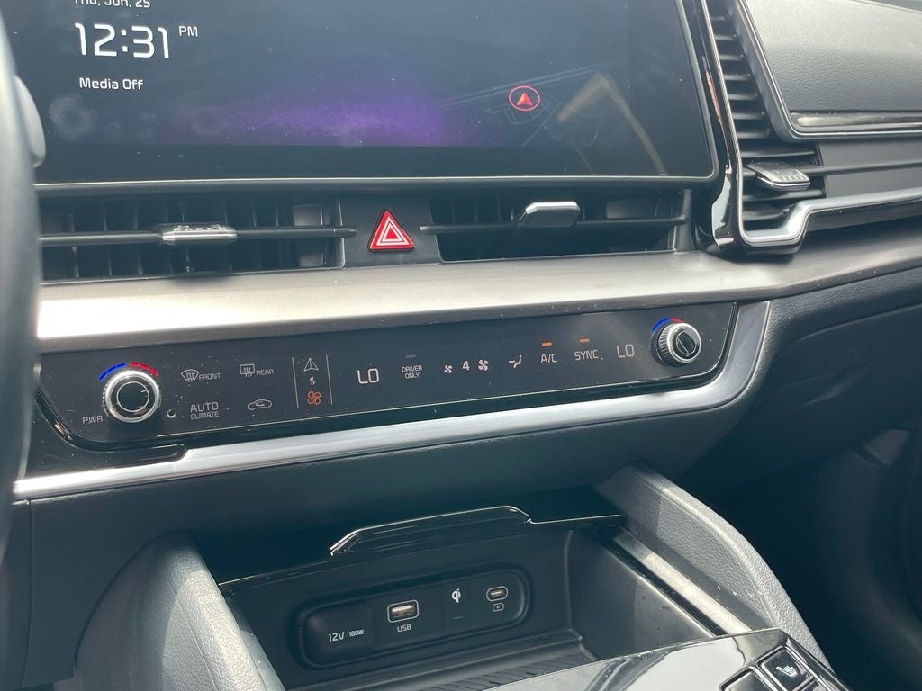 2025 Kia Sportage Hybrid EX - KIA CERTIFIED / 38 MPG