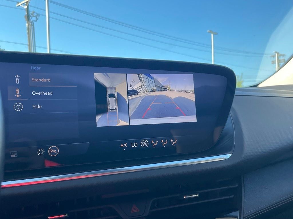 2024 Buick Envision Preferred - AWD / 30" DISPLAY / HEAD-UP DISPLAY