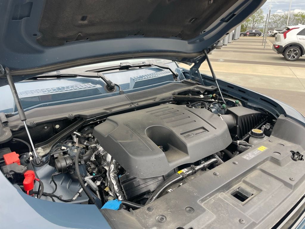 2025 Land Rover Defender 110 X-Dynamic SE