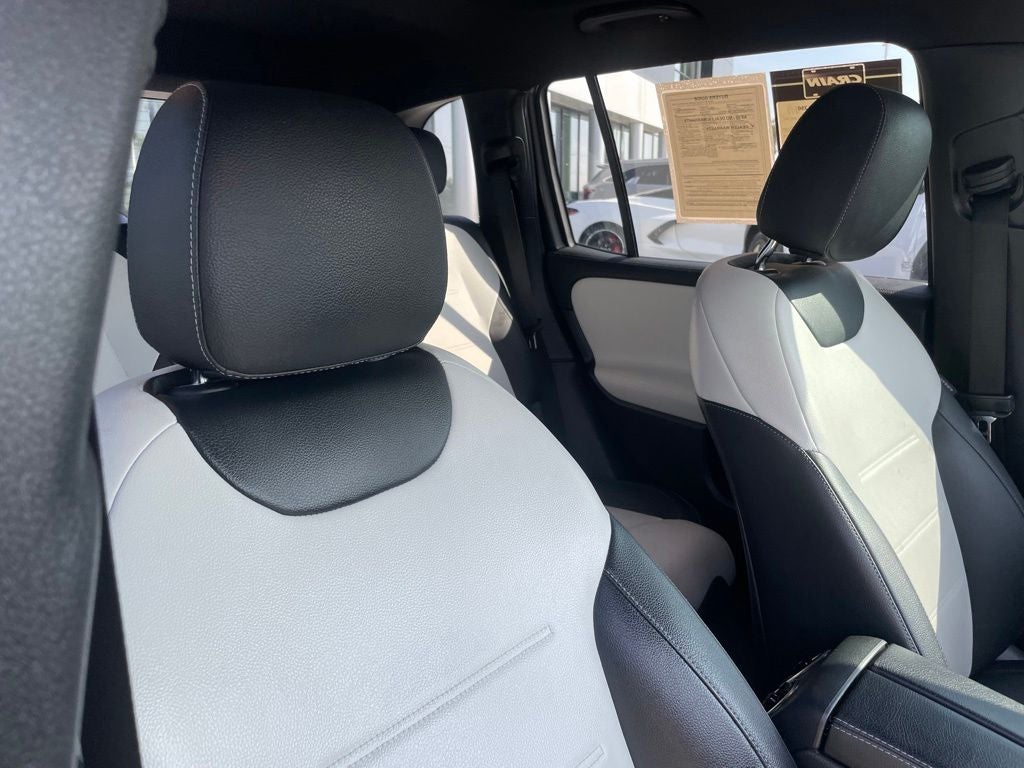 2023 Mercedes-Benz GLB GLB 250