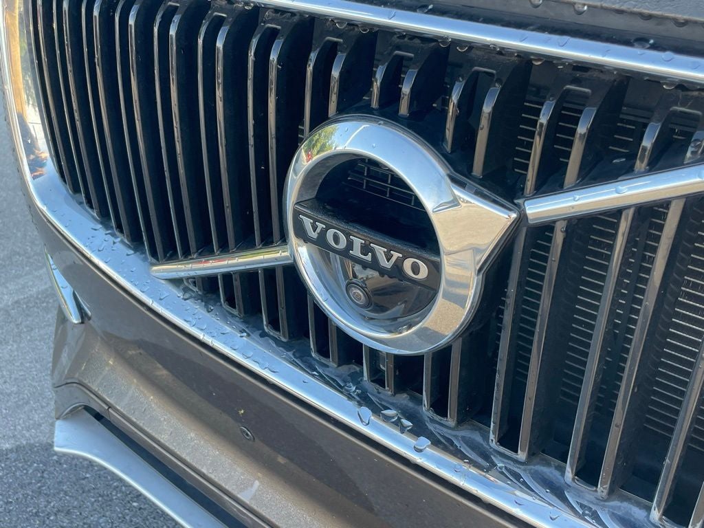 2017 Volvo XC90 T6 Momentum