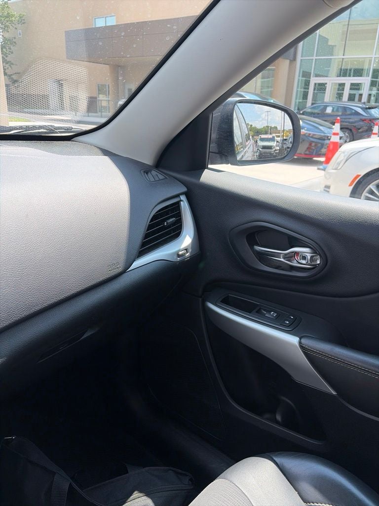 2018 Jeep Cherokee Latitude Plus CLEAN CARFAX